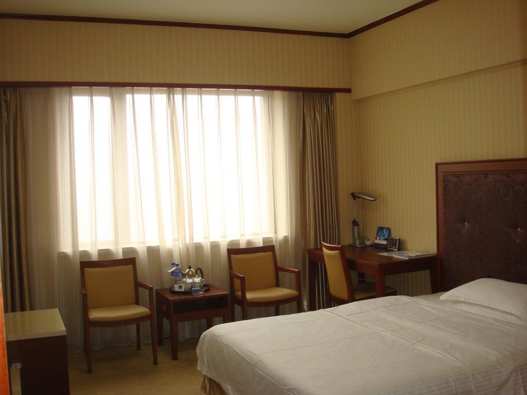 Dalian Royal Hotel Kamer foto