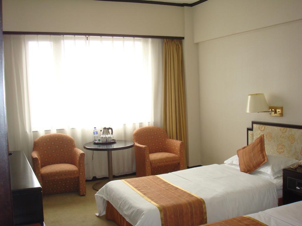 Dalian Royal Hotel Buitenkant foto
